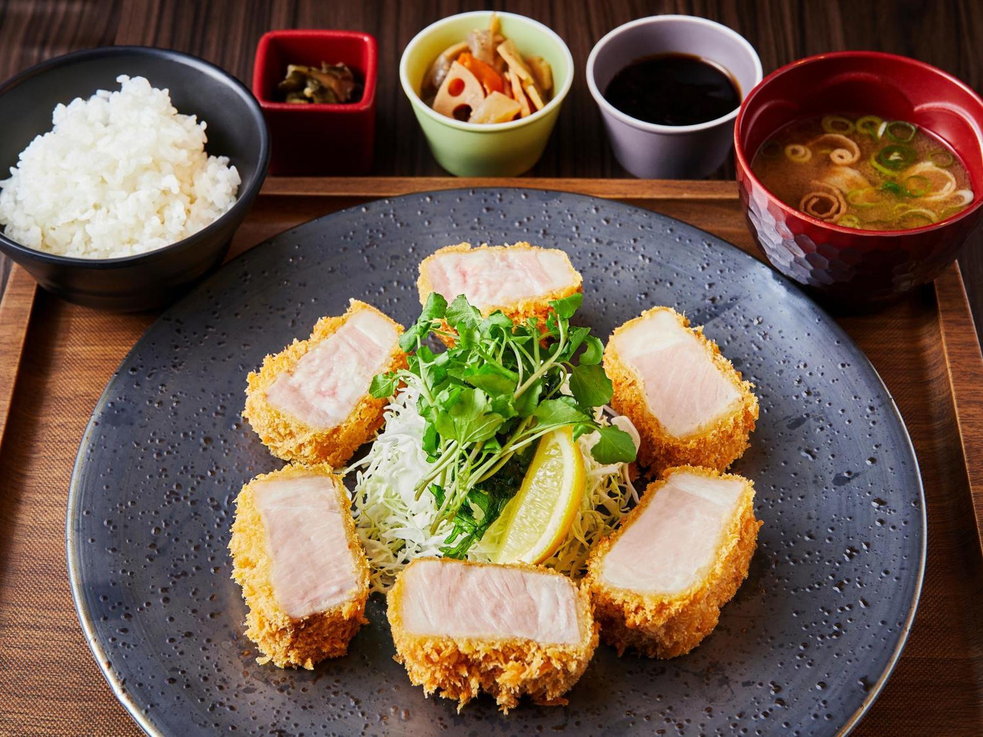 Apa Hotel & Resort Osaka Namba Ekimae Tower ภายนอก รูปภาพ